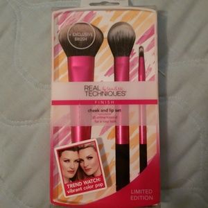 Real Techniques Cheek and Lip Set